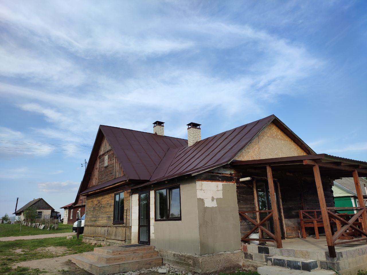 Крыша дома ПОСЛЕ покраски в Минске